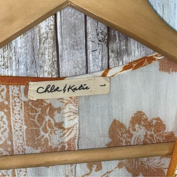 Chloe & Katie Patchwork Floral Blouse - Picture 6 of 6